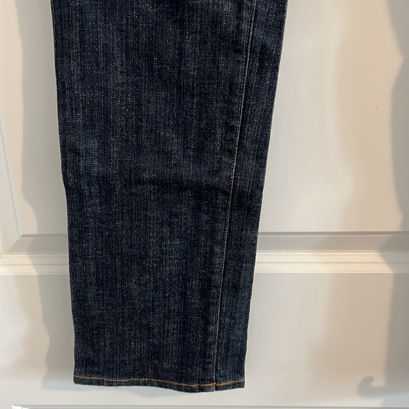 Bitten Sarah Jessica Parker 8R jeans. - Picture 4 of 6